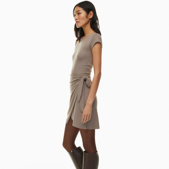 Aritzia/Wilfred Lune Dress in Nomad Taupe - Picture 3 of 4